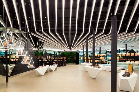 Dit schoenenmerk verenigt retail en kunst