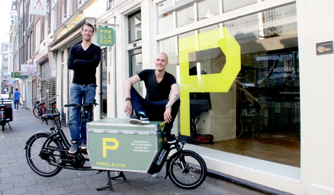 Parcls opent pakketpunt met paskamer in Amsterdam
