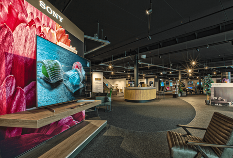 PlatteTV neemt vier webshops over en opent tiende winkel