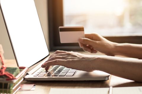 Minister wil leningen webwinkels aanpakken