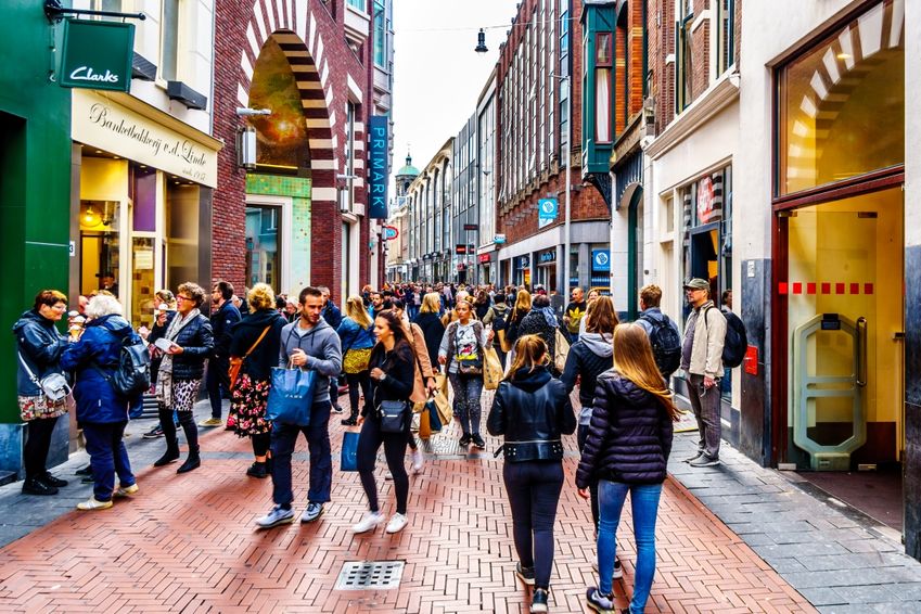 Winkelleegstand in Amsterdam daalt licht