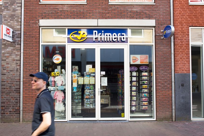 Primera gaat ook mobieltjes en telefoonaccessoires verkopen