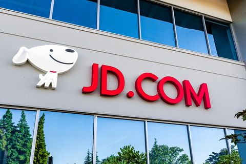 JD.com ziet omzet stijgen en boekt winst
