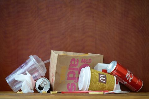 McDonald's lanceert milieuvriendelijke verpakkingen: McFlurry zonder deksel