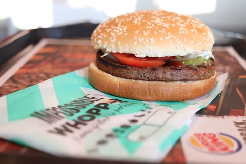 Burger King aangeklaagd om ‘te kleine whoppers’
