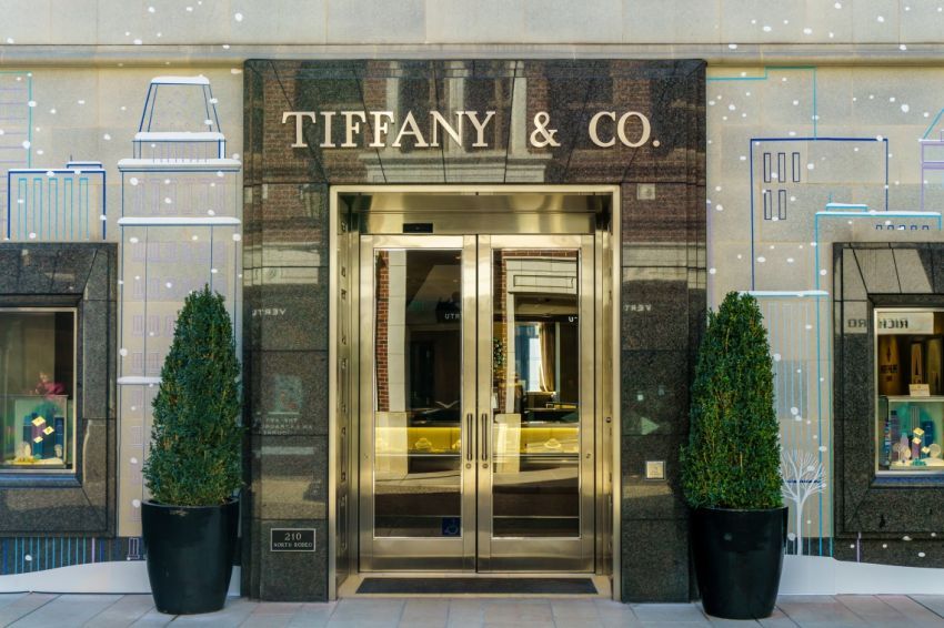'Deal LVMH en Tiffany's wankelt'