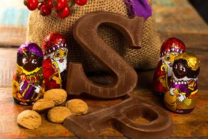 Pakjesavond zorgt voor grote pindrukte