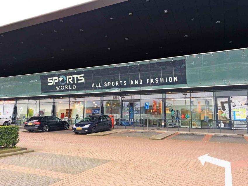Sportsworld staat winkel af aan Intersport