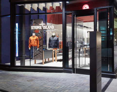 Dit is de eerste winkel van Stone Island in Canada