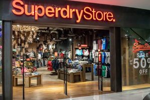 Superdry gebruikt robots in fulfilmentcentrum 
