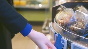 Zo winkel je kassaloos bij AH to go
