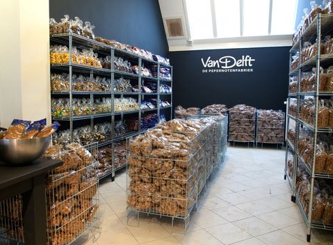 Pepernotenfabriek mikt op permanente winkels