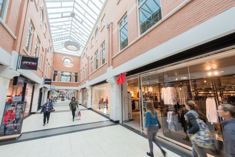 Nieuwe eigenaar voor winkelcentrum Arendshof II in Oosterhout