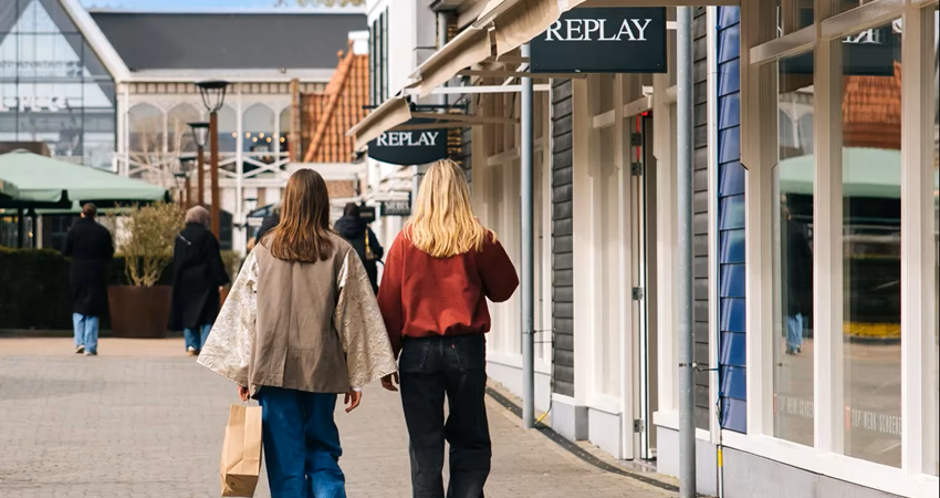 Eigenaar Batavia Stad aast op outletcentra in vier Europese landen