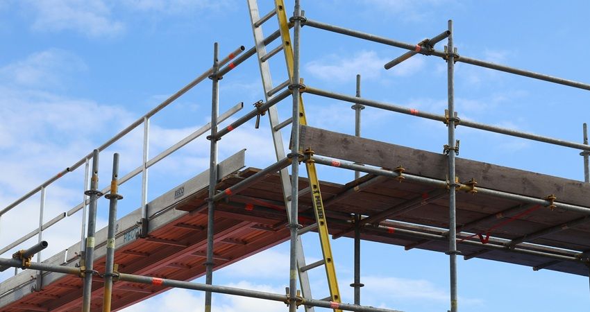EIB: Kabinet rekent zich rijk met transformatie, splitsen en optoppen