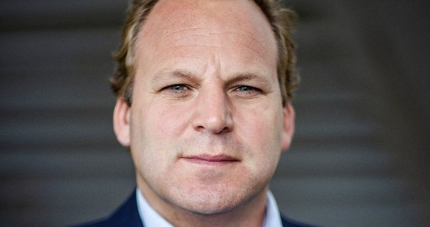 Waarom kunnen banken minder uitlenen aan klanten voor commercieel vastgoed? 