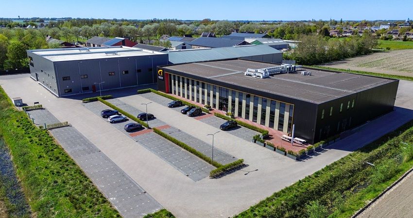 Zijlstra Beroepskleding koopt bedrijfscomplex van 12.190 m2