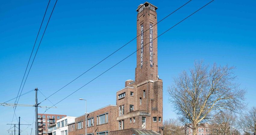 Orange Invest en Stadsherstel kopen Rotterdams Diepeveengebouw van Dudok na kraakconflict