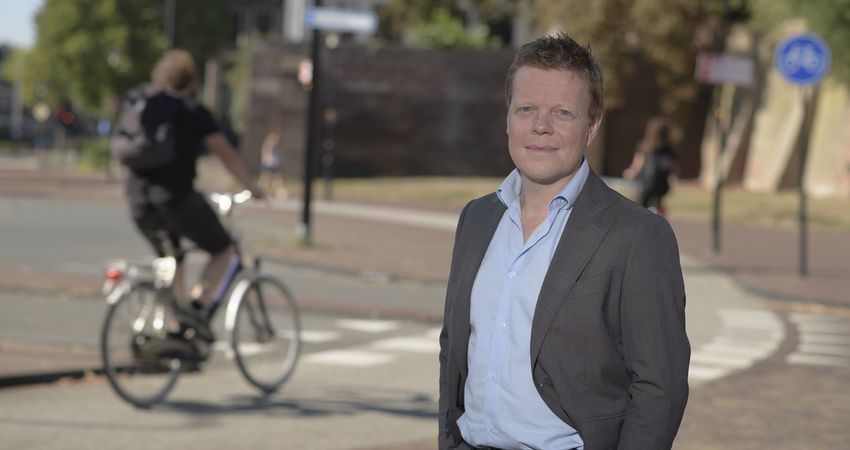 ‘Deelmobiliteit wordt te makkelijk gebruikt om parkeernorm omlaag te krijgen’