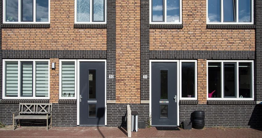 Kozijnen vervangen in vastgoed: Een keuze die verder reikt dan de gevel