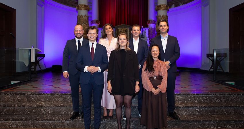 Acht vastgoedprofessionals behalen MSRE-diploma aan ASRE