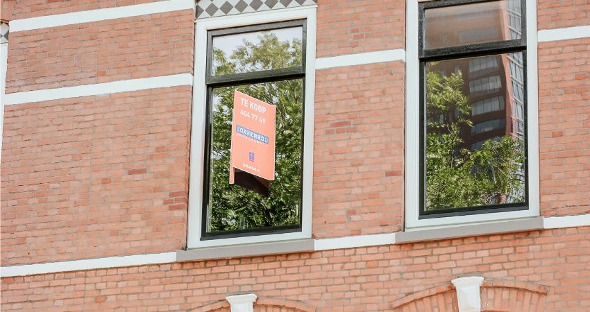 Huizenprijzen op twee gemeenten na overal hoger