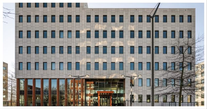 Stichting Care huurt in Borneo in Den Haag