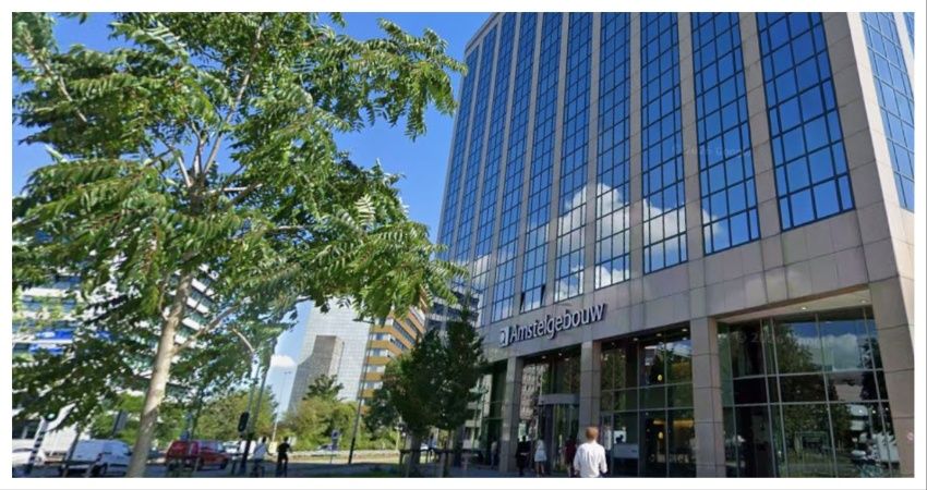 Amsterdam wil Amstelgebouw kopen voor nieuw gemeentekantoor