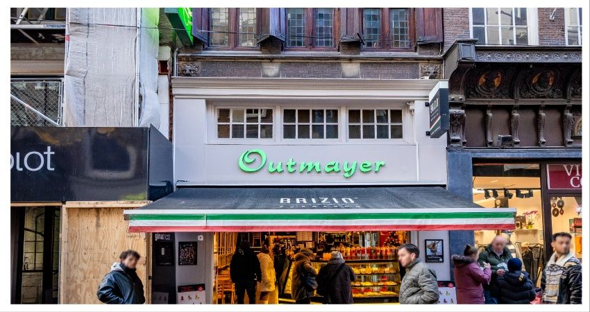 De Jong Groep koopt pand Croissanterie Outmayer op de Kalverstraat Amsterdam
