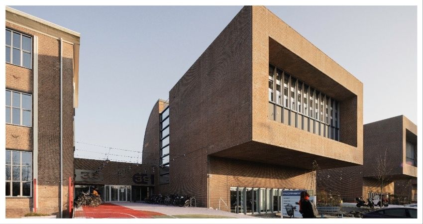 Sporttechbedrijf huurt in A-Factorij in Schinkel District in Amsterdam