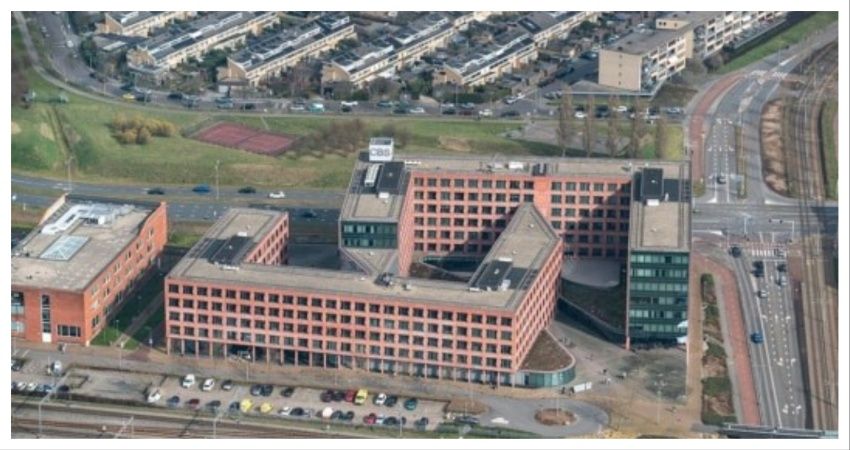 Corum koopt Double U in Den Haag