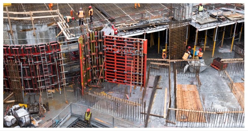 EIB: Personeelstekort zet woningbouw en infrastructuur onder druk