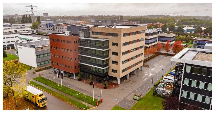 Luns - Van der Velden Advocaten huurt kantoorruimte in Pulse in Almere
