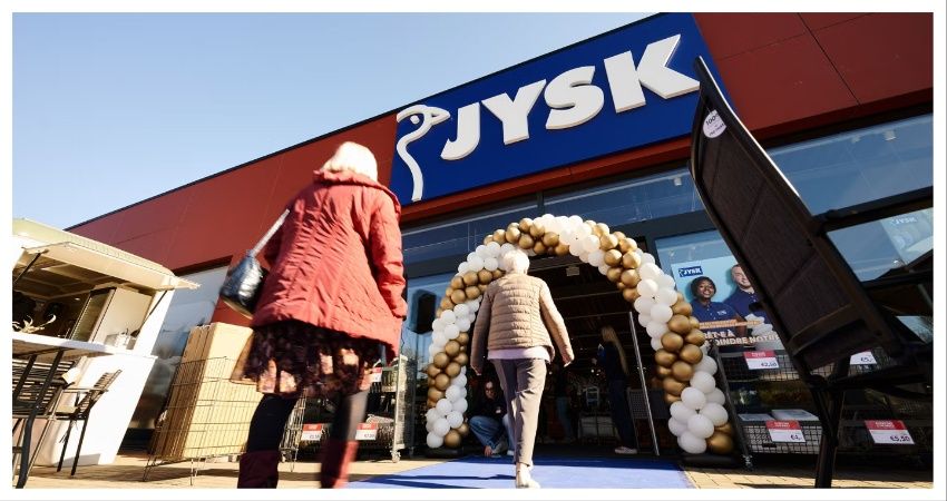 Jysk neemt vijf winkels over van Leen Bakker