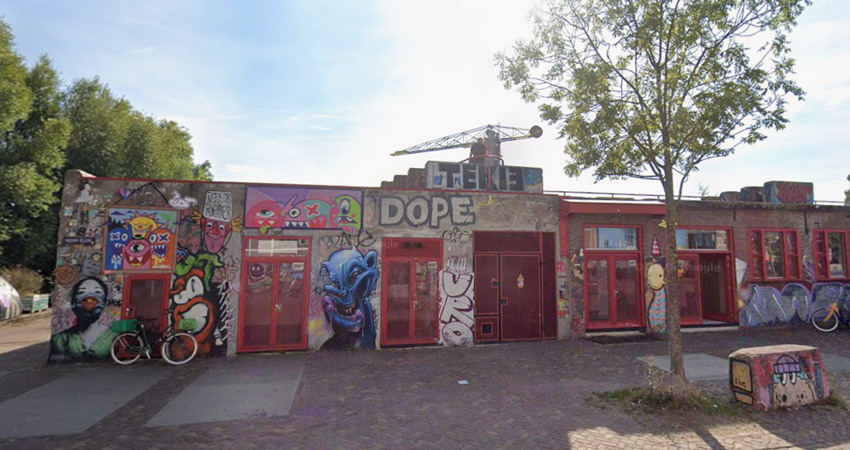 Huurders van ateliers op NDSM-werf verwijten gemeente nalatig beheer