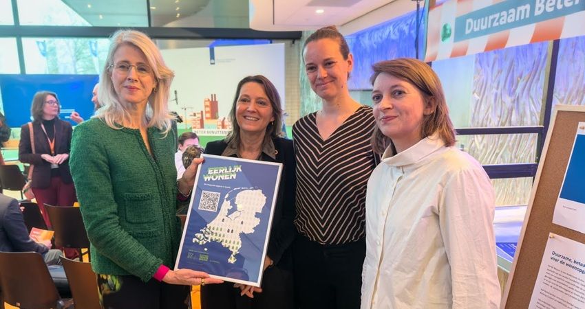 Rapport Eerlijk Wonen overhandigd aan Minister Mona Keijzer