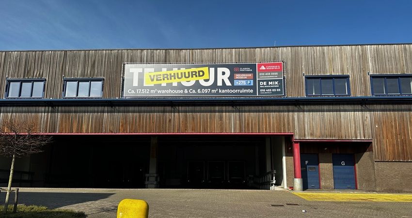 Rijksvastgoedbedrijf huurt logistiek centrum van 23.610 m2 in Rotterdam