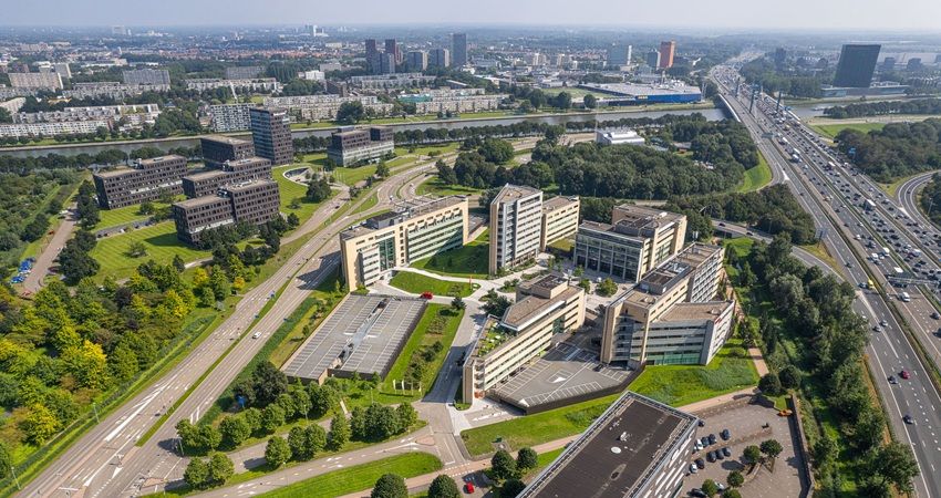 DHD huurt 1.358 m2 kantoorruimte in Utrecht Papendorp