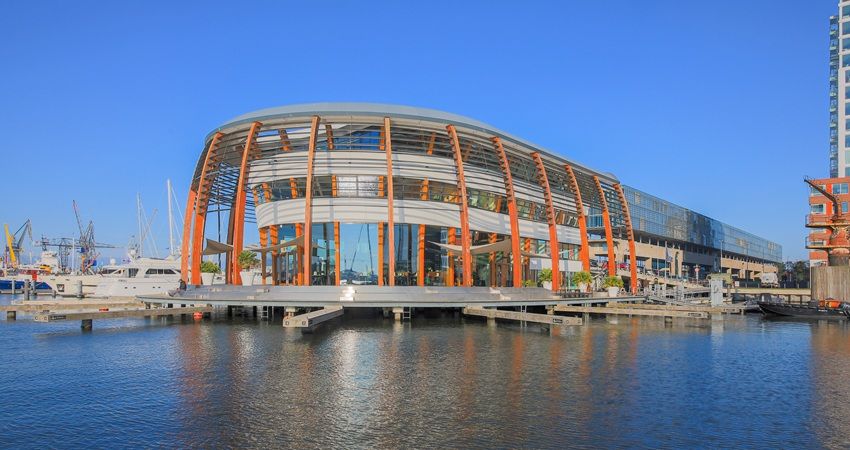 Fortus vastgoedfondsen huurt kantoorruimte van Amsterdam Marina