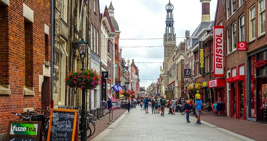 Aantal passanten in centrumgebieden neemt af