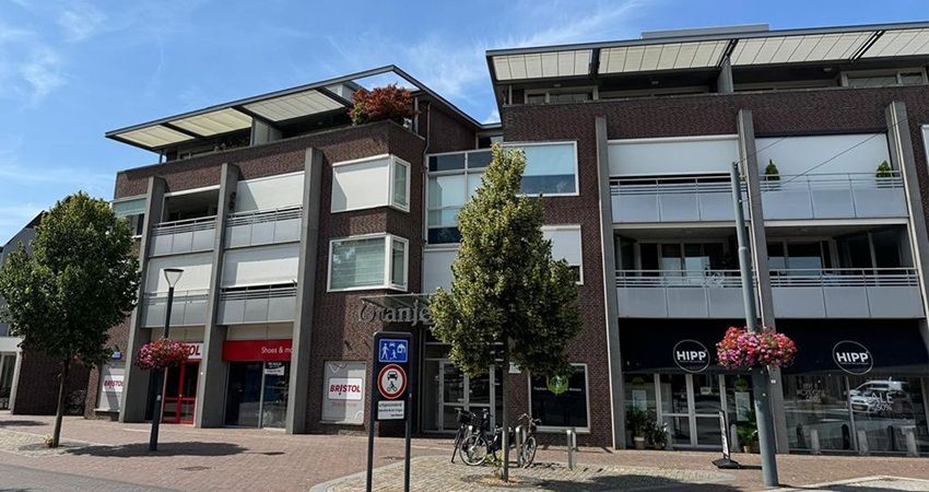 Damesmodezaak Maxim’s verhuist naar voormalige Bristol-locatie in Best