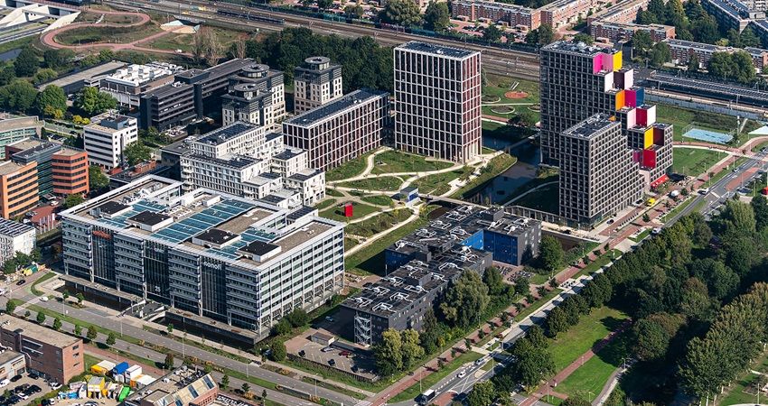 Waar ontstaat social impact? Het vliegwiel van Amstel III; van kantorengebied naar stadswijk