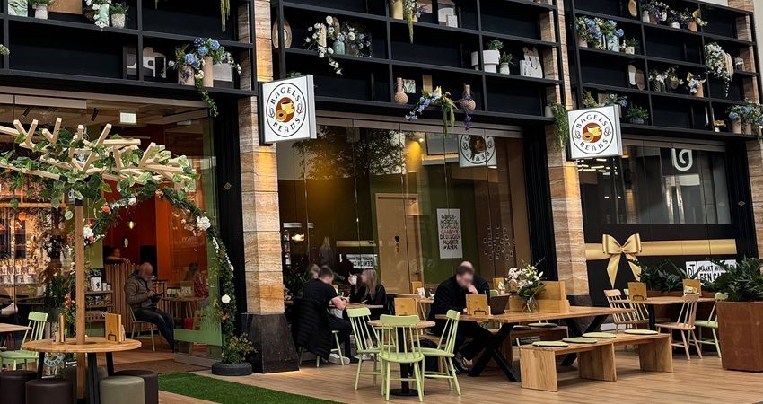 Bagels & Beans huurt in winkelcentrum De Tuinen in Naaldwijk