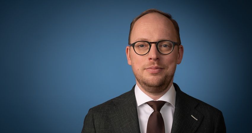 Eerenberg wijst ingreep in expatregeling om woningmarktzorgen af