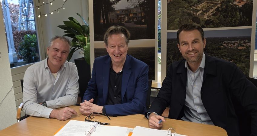 Thunnissen en Brederode Wonen tekenen koopovereenkomst voor 23 sociale huurappartementen in Bloemend