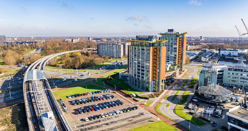 Onderwijsgroep huurt in S-Dock Schiedam