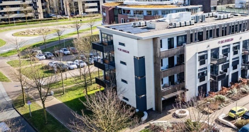 Particuliere belegger koopt twee appartementencomplexen in Almere