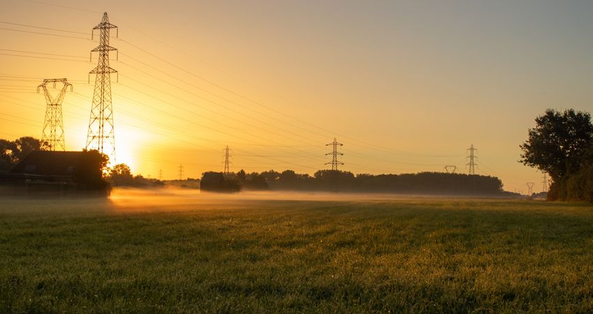 Netbeheerders: Voor 300.000 nieuwbouwwoningen is er geen ruimte op het stroomnet