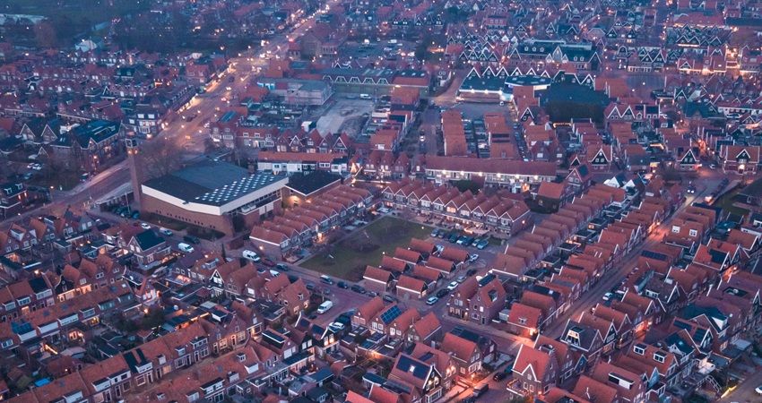 Minister wil gemeenten juridisch verplichten optoppen en woningsplitsen te faciliteren