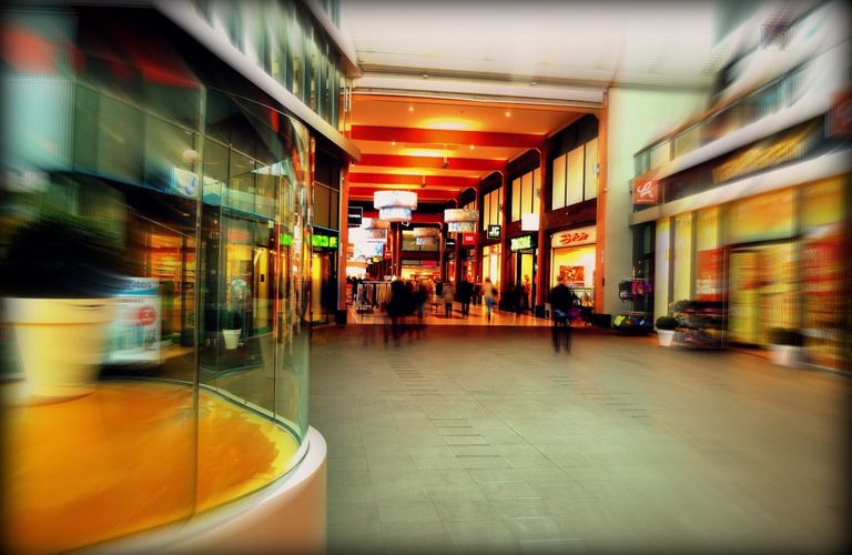 Herontwikkeling winkelcentrum verhoogt woningprijzen omgeving